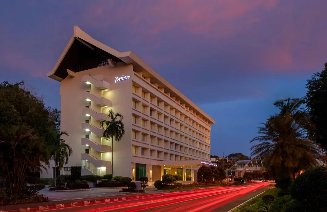 Radisson Hotel Brunei Darussalam-1